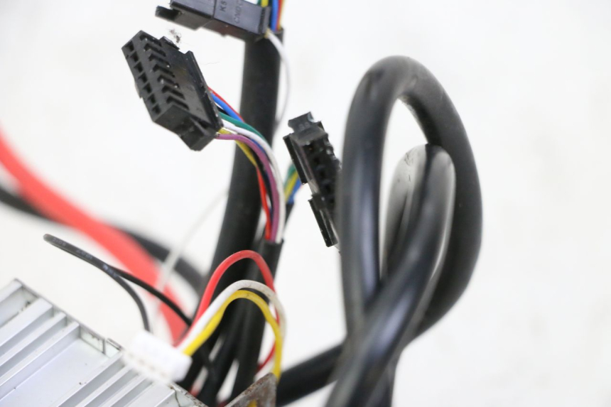 photo de MODUŁ CDI KUKIRIN G2 MASTER 1 - Zoom stanu zużycia