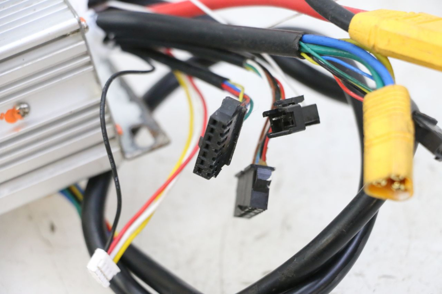 photo de MODUŁ CDI KUKIRIN G2 MASTER 1 - Inny kąt widzenia