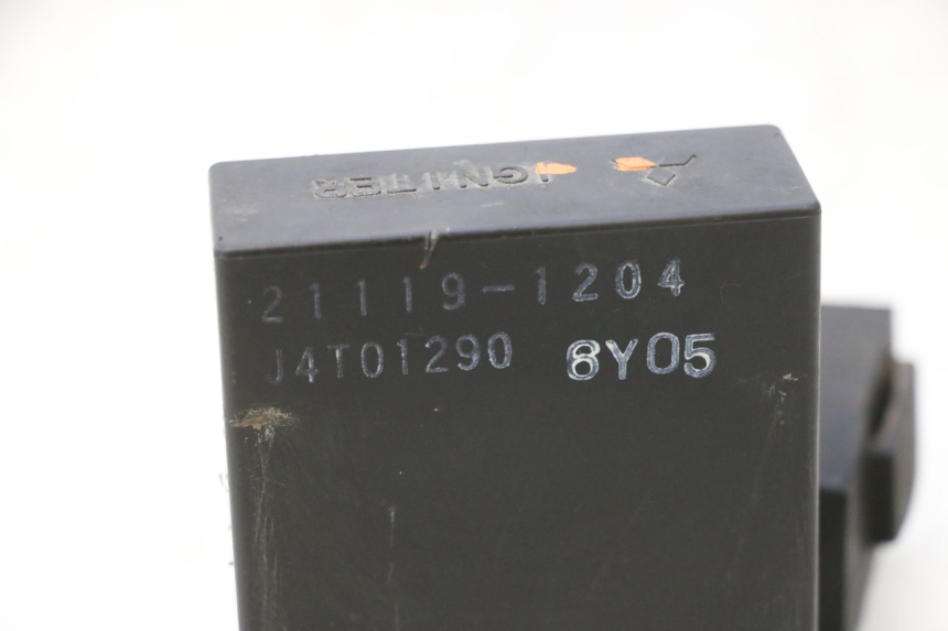 photo de OBUDOWA CDI KAWASAKI GPX F ZX750F 750 (1986 - 1990) - Szczegół części