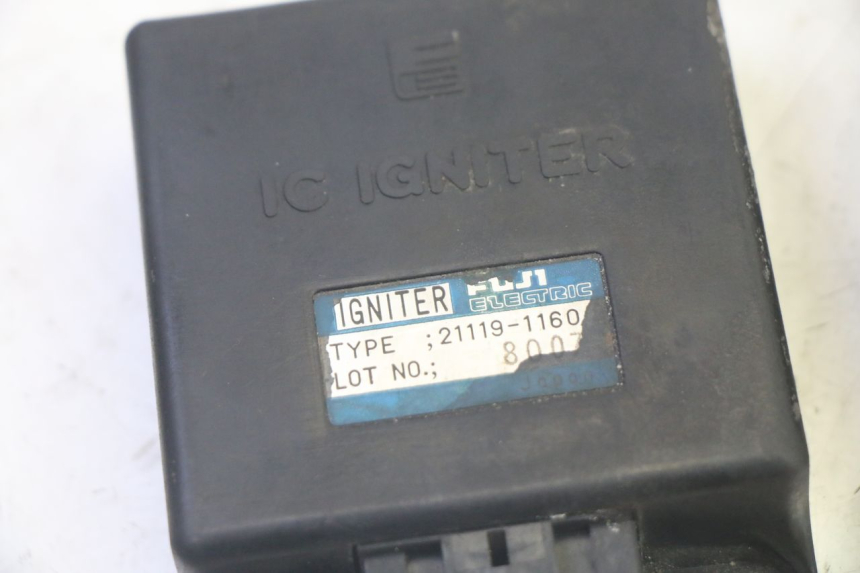 photo de MODUŁ CDI KAWASAKI GPX R WARBIRD 600 (1988 - 1993) - Szczegół części