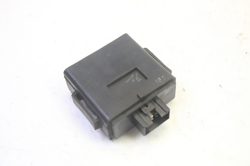 photo de MODUŁ CDI KAWASAKI GPZ RX 1000 (1986 - 1988) - Zoom stanu zużycia