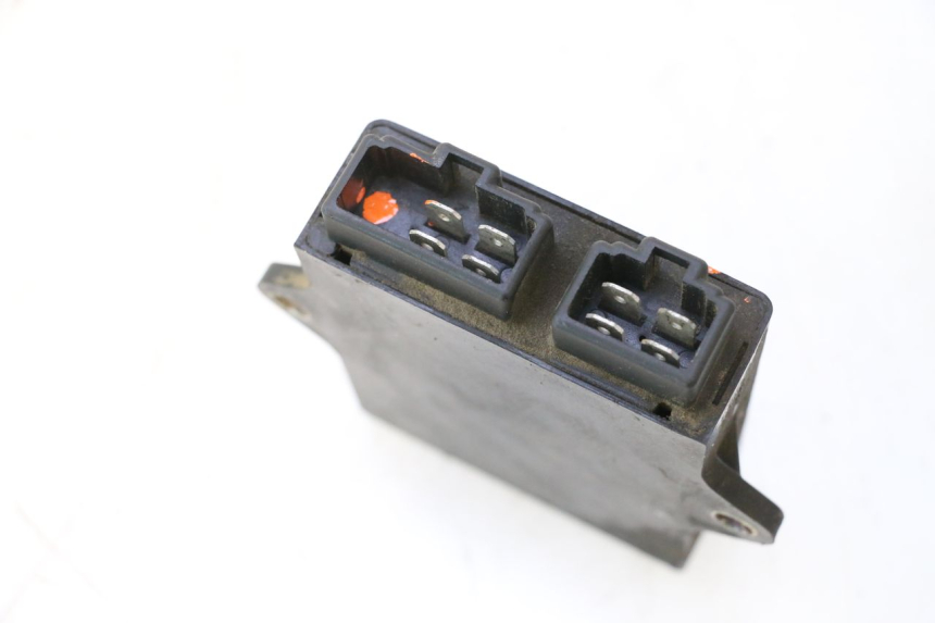photo de OBUDOWA CDI SUZUKI GSX F GSXF 750 (1988 - 1998) - Zbliżenie techniczne