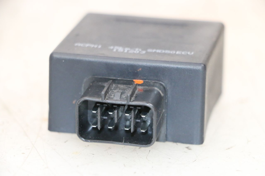 photo de MODUŁ CDI PEUGEOT KISBEE 2T 50 (2010 - 2017) - Szczegół części