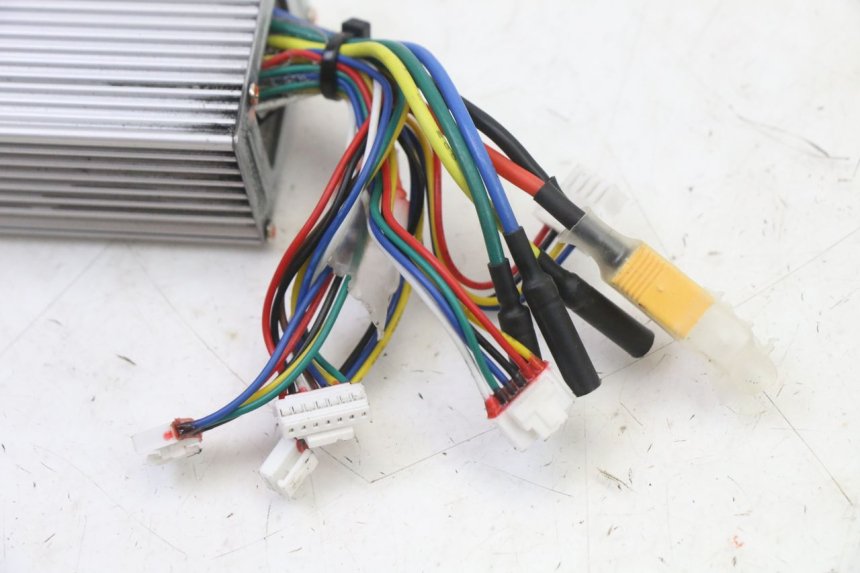 photo de MODUŁ CDI PUNK ELECTRIC RIDER 1 - Zbliżenie techniczne