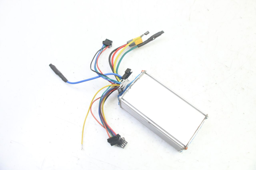 photo de MODUŁ CDI HERO S10 1 - Zbliżenie techniczne