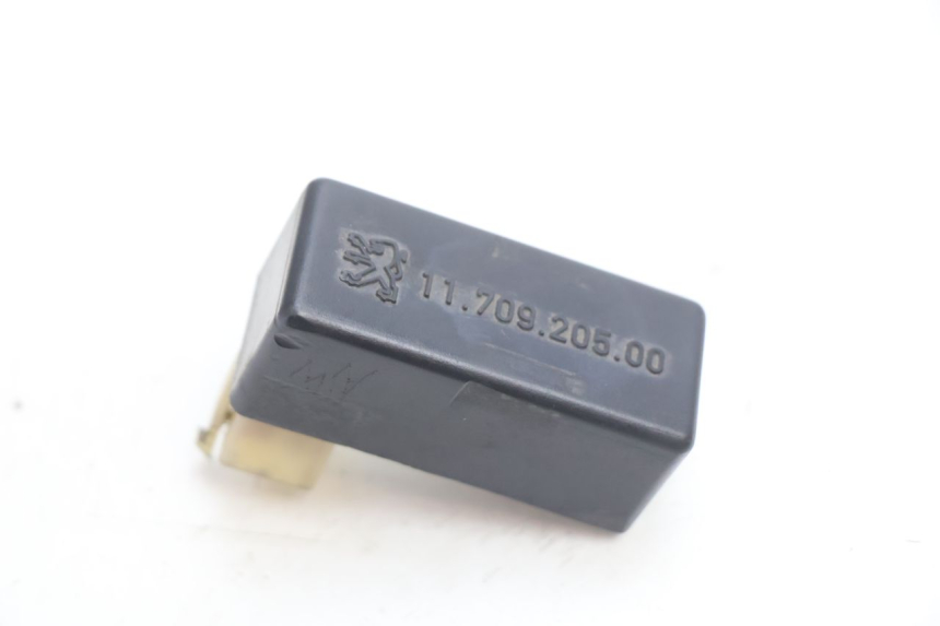 photo de MODUŁ CDI PEUGEOT SPEEDFIGHT LC 50 (1996 - 2002) - Inny kąt widzenia