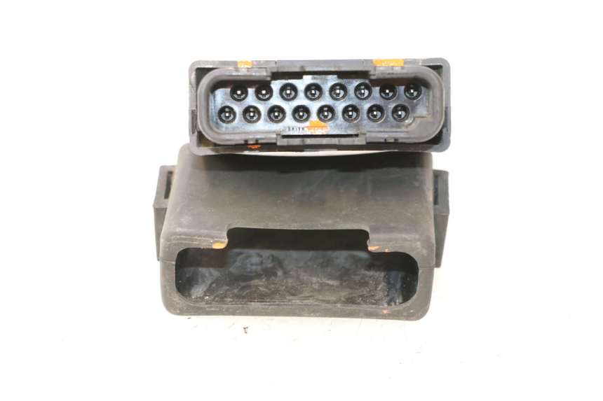 photo de OBUDOWA CDI HONDA ST PAN EUROPEAN 1100 (1990 - 2002) - Zbliżenie techniczne