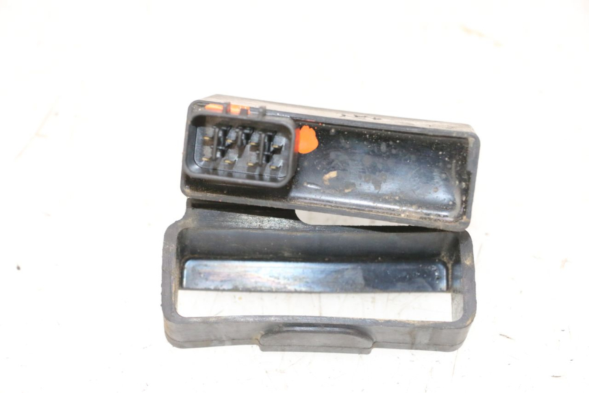 photo de MODUŁ CDI YAMAHA YFM R RAPTOR 250 (2008 - 2014) - Inny kąt widzenia