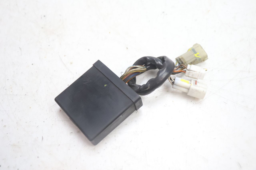 photo de MODUŁ CDI YAMAHA YP MAJESTY 125 (2002 - 2006) - Inny kąt widzenia