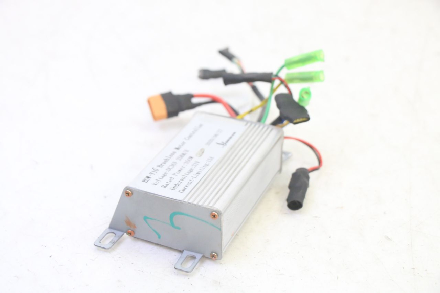 photo de MODUŁ CDI MOOVWAY Z8 1 - Zbliżenie techniczne