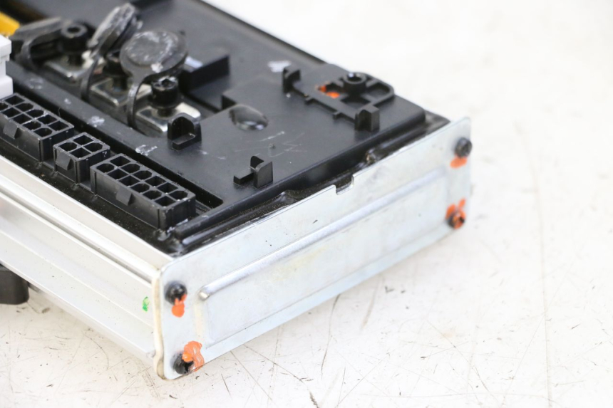 photo de MODUŁ CDI SEGWAY NINEBOT ZT3 PRO 1 - Punkty mocowania