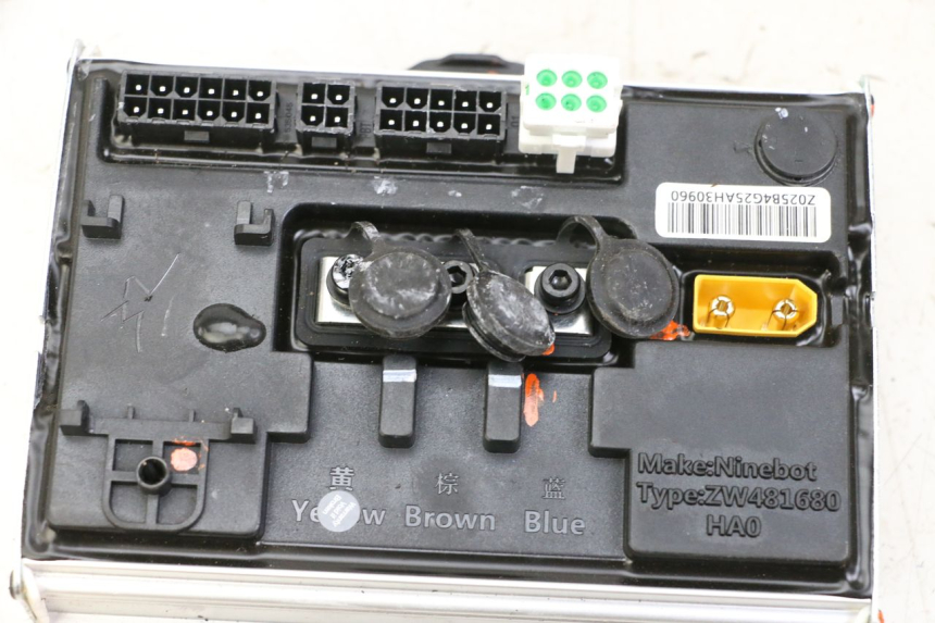 photo de MODUŁ CDI SEGWAY NINEBOT ZT3 PRO 1 - Część sprawdzona