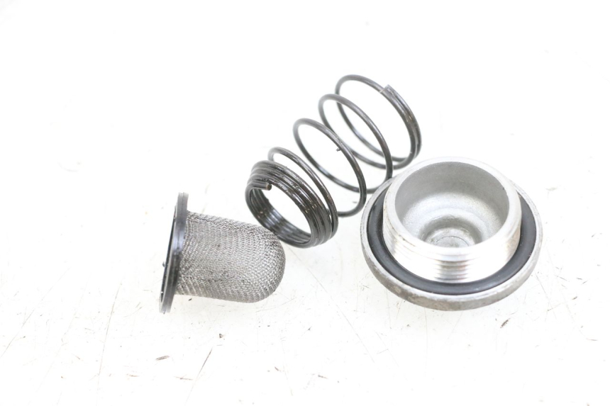 photo de KOREK MISKI OLEJOWEJ PEUGEOT KISBEE 4T 50 (2010 - 2017) - Inny kąt widzenia