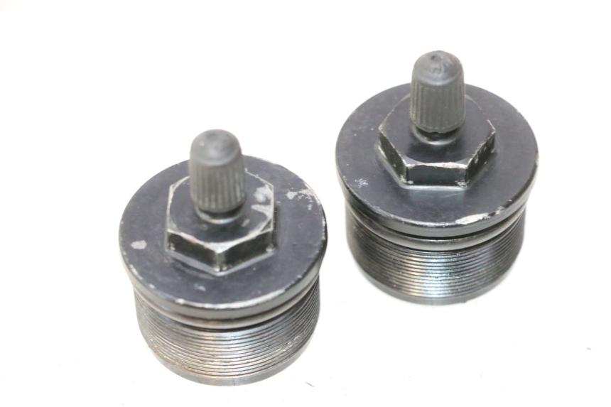 photo de ZAŚLEPKA WIDEŁEK SUZUKI DR S 600 (1985 - 1989) - Inny kąt widzenia