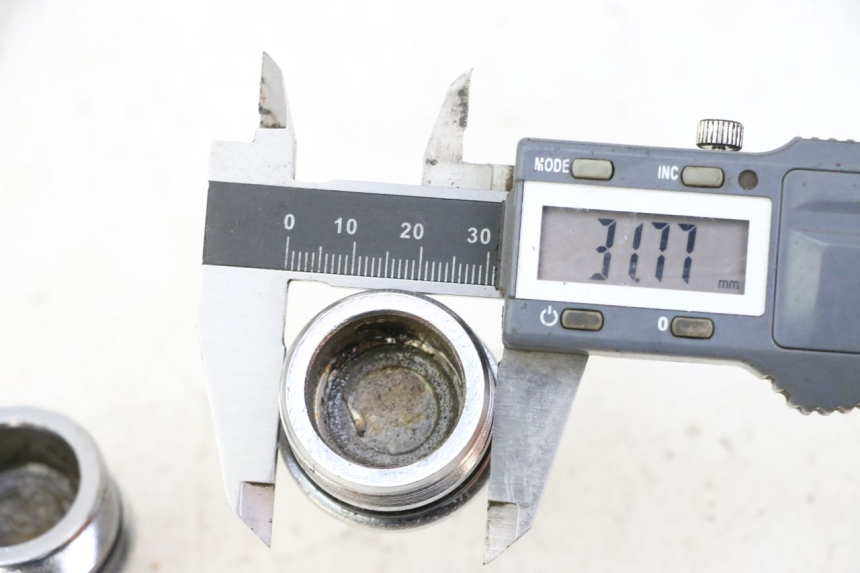 photo de ZAŚLEPKA WIDEŁEK KEEWAY K-LIGHT KLIGHT 125 (2018 - 2025) - Szczegół części