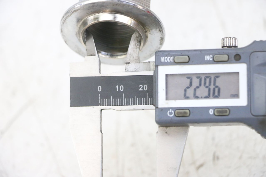 photo de ZAŚLEPKA WIDEŁEK ROYAL ENFIELD HYMALAYAN 410 (2016 - 2023) - Szczegół części