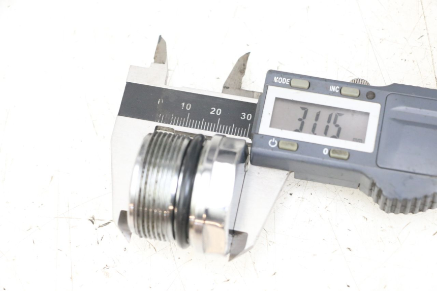 photo de ZAŚLEPKA WIDEŁEK HARLEY DAVIDSON SPORTSTER XL CUSTOM 1200 (2003 - 2004) - Szczegół części