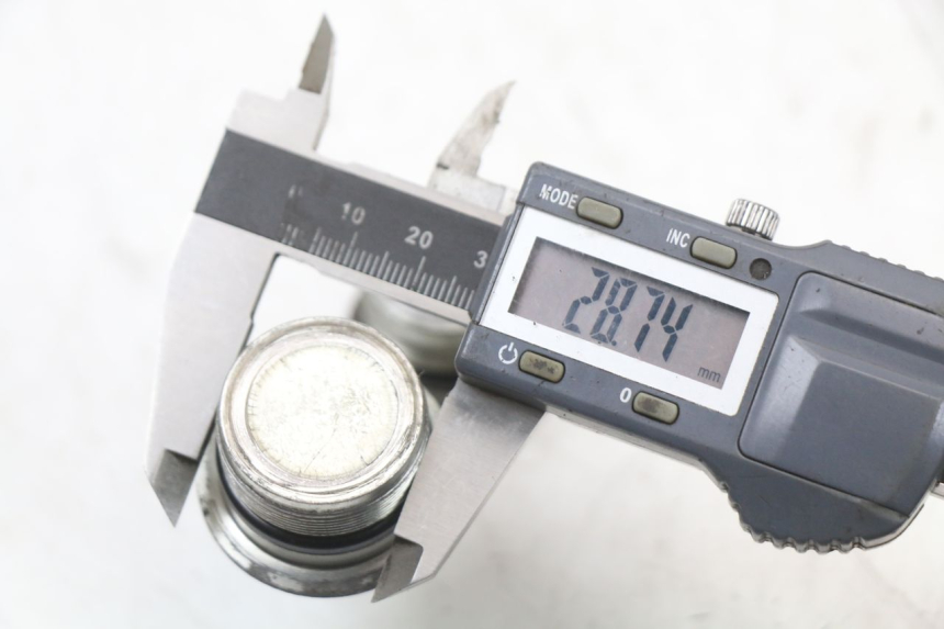 photo de ZAŚLEPKA WIDEŁEK PIAGGIO X10 125 (2012 - 2017) - Zbliżenie techniczne