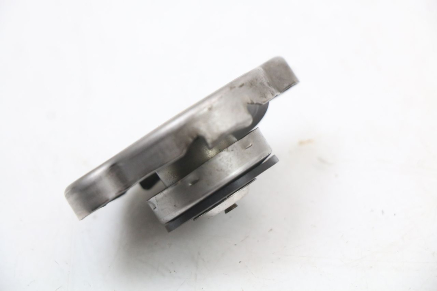 photo de KOREK CHŁODNICY HONDA FES S-WING SWING ABS 125 (2007 - 2015) - Szczegół części