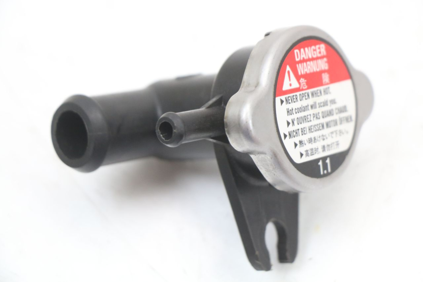 photo de KOREK CHŁODNICY HONDA FJS SILVER WING SILVERWING 400 (2005 - 2008) - Widok główny