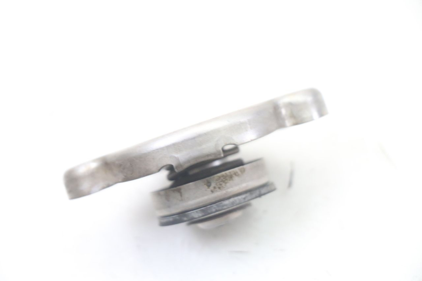 photo de KOREK CHŁODNICY YAMAHA FZ6 FAZER S2 600 (2007 - 2011) - Szczegół części