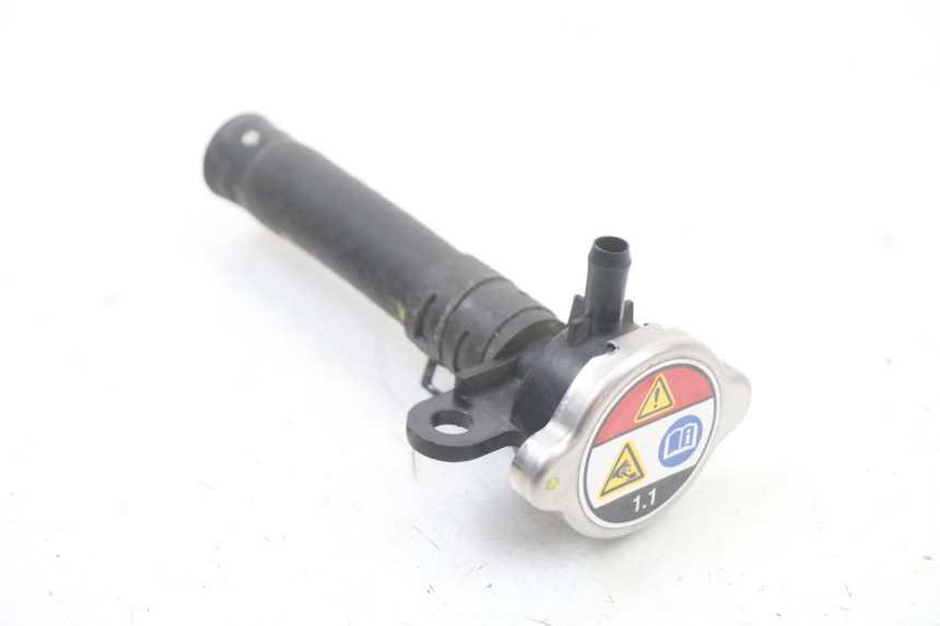 photo de KOREK CHŁODNICY HONDA SH i 300 (2015 - 2020) - Szczegół części