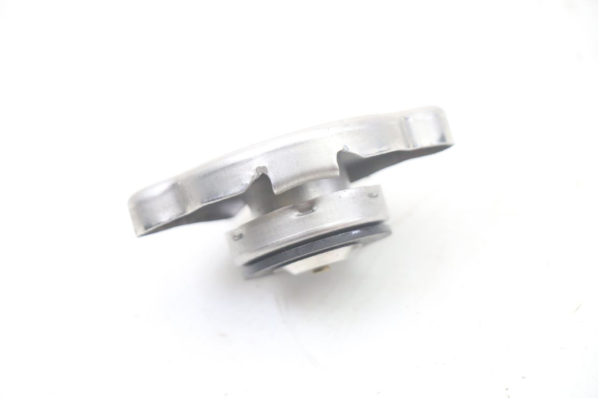 photo de KOREK CHŁODNICY HONDA SH i 300 (2015 - 2020) - Zbliżenie techniczne