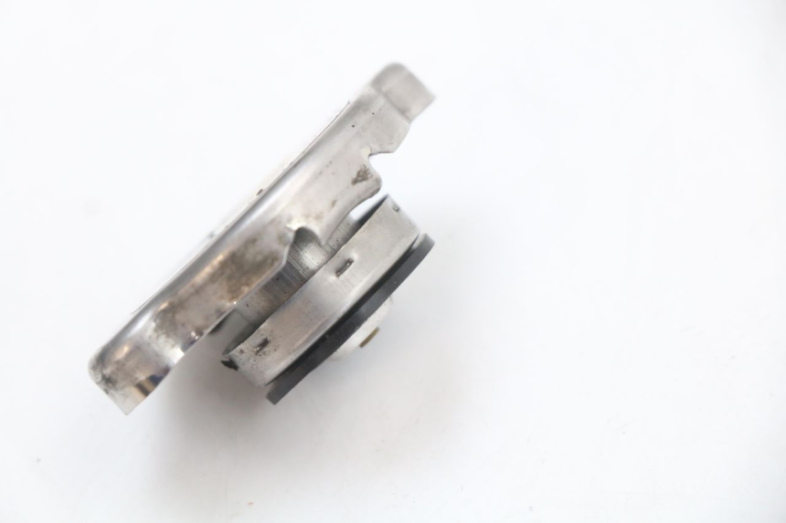 photo de KOREK CHŁODNICY HONDA PCX (JF47) 125 (2012 - 2013) - Szczegół części