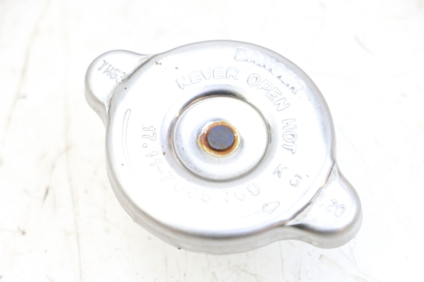 photo de KOREK CHŁODNICY BMW S RR ABS S1000RR 1000 (2015 - 2018) - Zoom stanu zużycia