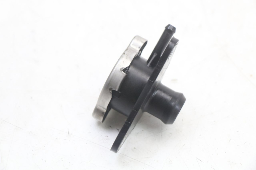 photo de KOREK CHŁODNICY SUZUKI BURGMAN 125 (2018 - 2021) - Szczegół części