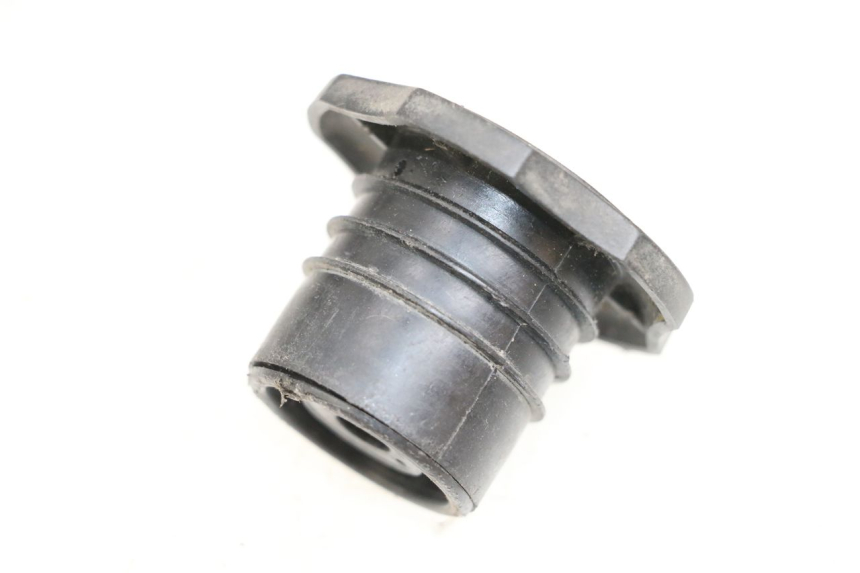 photo de KOREK ZBIORNIKA PALIWA PEUGEOT 103 MVL 50 (1991 - 1993) - Zoom stanu zużycia