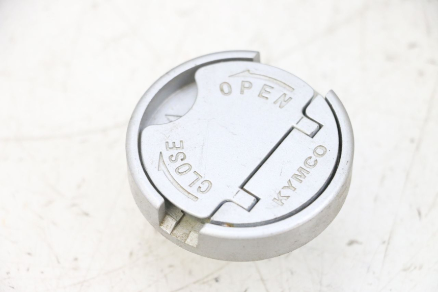 photo de KOREK ZBIORNIKA PALIWA KYMCO AGILITY 4T 50 (2018 - 2022) - Widok główny