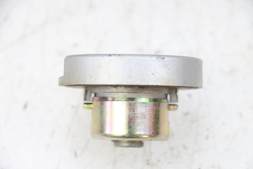 photo de KOREK ZBIORNIKA PALIWA KYMCO AGILITY 4T 50 (2018 - 2022) - Zbliżenie techniczne