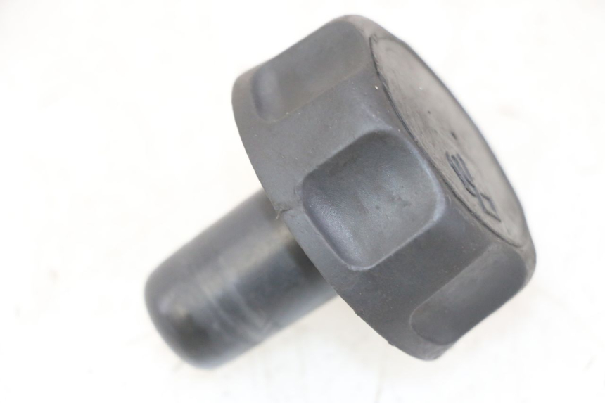 photo de KOREK ZBIORNIKA PALIWA MBK BOOSTER SPIRIT NAKED 50 (2004 - 2017) - Widok główny