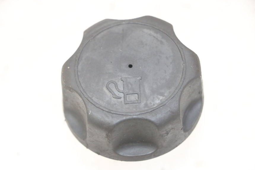 photo de KOREK ZBIORNIKA PALIWA MBK BOOSTER SPIRIT NAKED 50 (2004 - 2017) - Zoom stanu zużycia