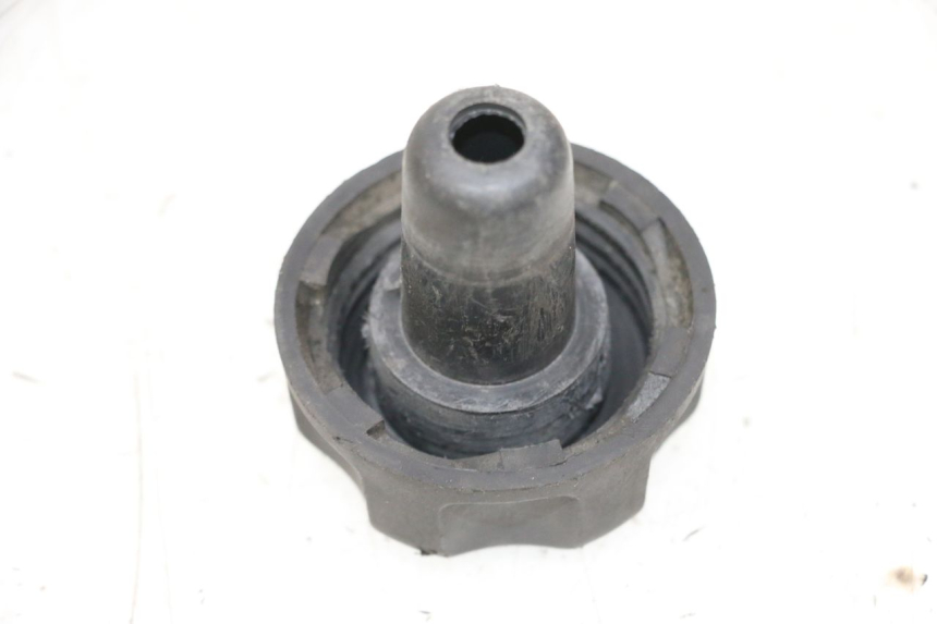 photo de KOREK ZBIORNIKA PALIWA MBK BOOSTER SPIRIT NAKED 50 (2004 - 2017) - Szczegół części