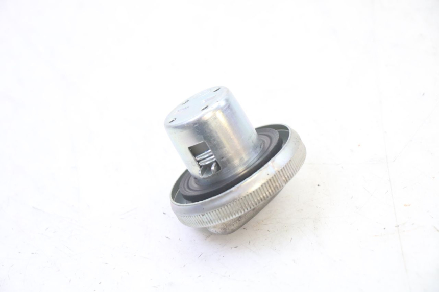 photo de KOREK ZBIORNIKA PALIWA ORCAL CAVARO 4T 50 (2019 - 2023) - Inny kąt widzenia