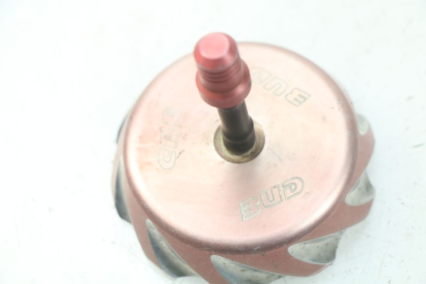 photo de KOREK ZBIORNIKA PALIWA HONDA CRF CR-F 450 (2005 - 2008) - Szczegół części