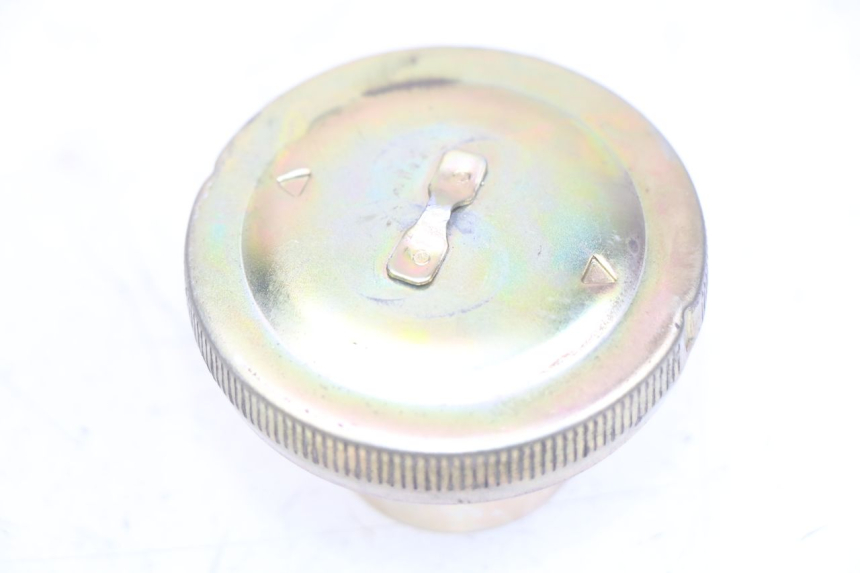 photo de KOREK ZBIORNIKA PALIWA SYM CROX 4T 50 (2016 - 2023) - Zoom stanu zużycia