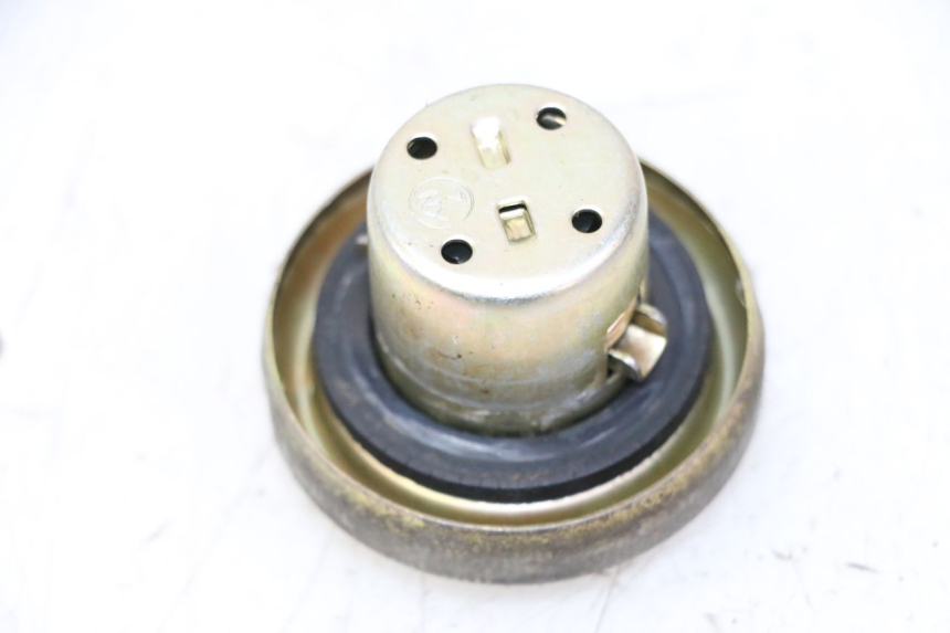 photo de KOREK ZBIORNIKA PALIWA SYM CROX 4T 50 (2016 - 2023) - Szczegół części