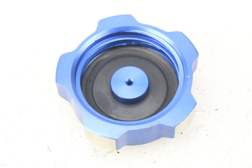 photo de KOREK ZBIORNIKA PALIWA CCR DIRT BIKE 125 - Zoom stanu zużycia