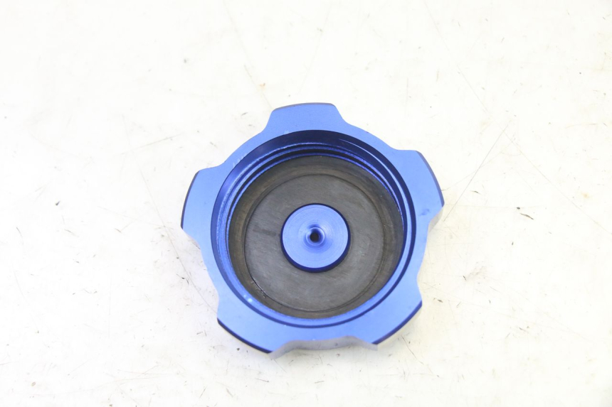 photo de KOREK ZBIORNIKA PALIWA CCR DIRT BIKE 125 - Zoom stanu zużycia