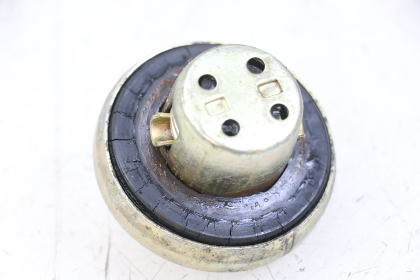 photo de KOREK ZBIORNIKA PALIWA EUROCKA RETRO 50 (2007 - 2014) - Zoom stanu zużycia