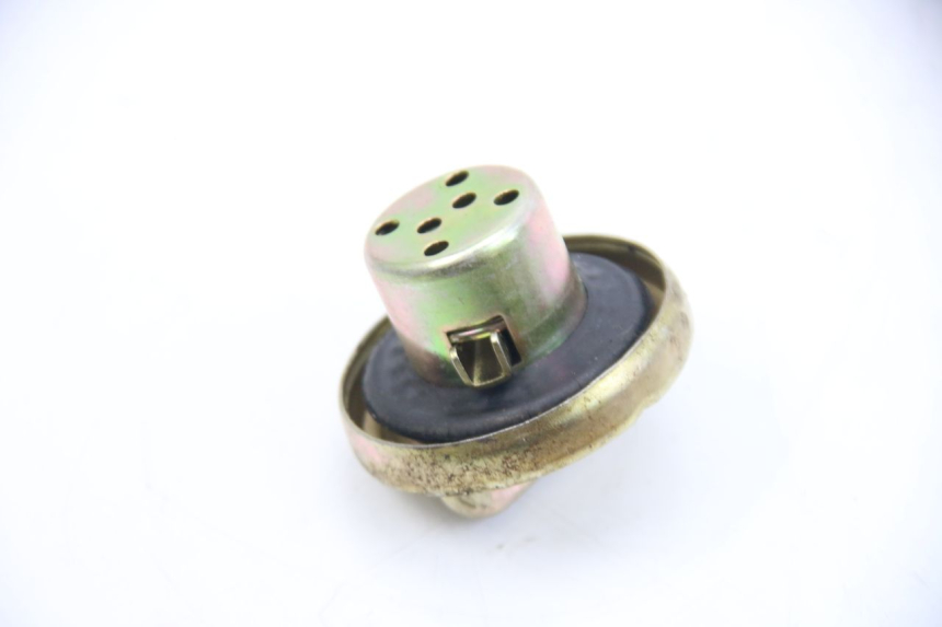 photo de KOREK ZBIORNIKA PALIWA JM MOTORS EVOLIS 4T 50 (2018 - 2022) - Inny kąt widzenia