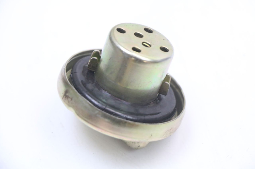 photo de KOREK ZBIORNIKA PALIWA JM MOTORS EVOLIS 4T 50 (2018 - 2022) - Zoom stanu zużycia