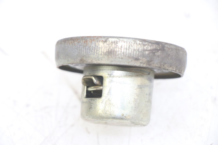 photo de KOREK ZBIORNIKA PALIWA TNT MOTOR FASTINO 4T 50 (2013 - 2019) - Zoom stanu zużycia