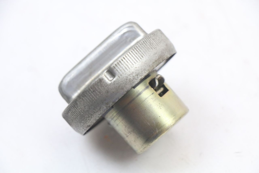 photo de KOREK ZBIORNIKA PALIWA HONDA FES PANTHEON 2T 125 (1998 - 2002) - Widok główny