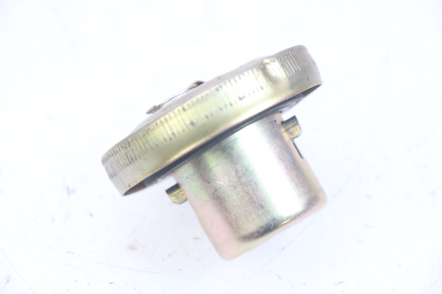 photo de KOREK ZBIORNIKA PALIWA SYM FIDDLE 3 III 125 (2014 - 2020) - Zoom stanu zużycia