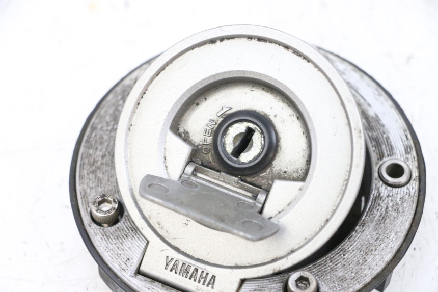 photo de KOREK ZBIORNIKA PALIWA YAMAHA FJR ABS 1300 (2006 - 2012) - Punkty mocowania