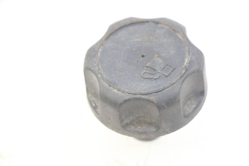 photo de KOREK ZBIORNIKA PALIWA MBK FLIPPER 50 (2004 - 2012) - Zoom stanu zużycia